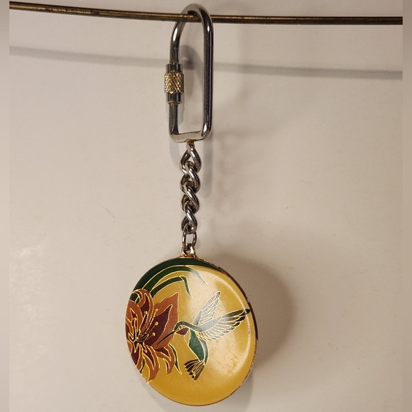 Vintage Accessories - 4 1/2” Chinese Art Style Hummingbird Metal Keychain